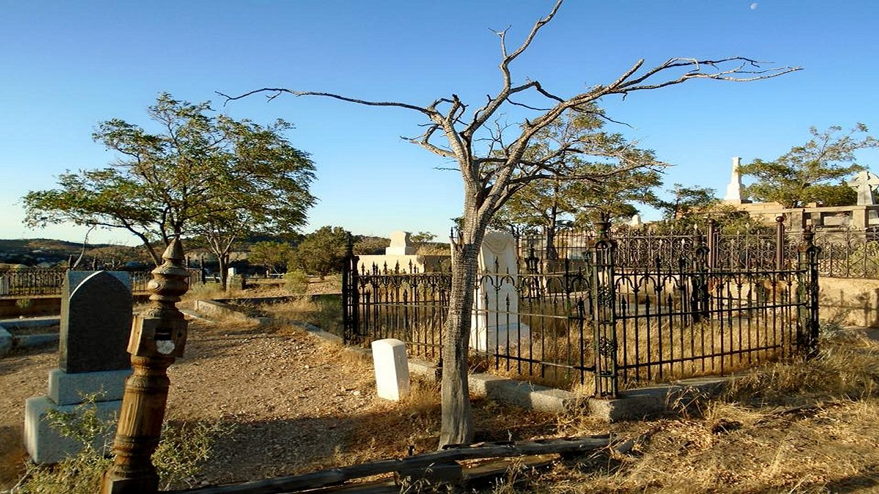 1979 Cemetery Ghost Event in Virginia City
